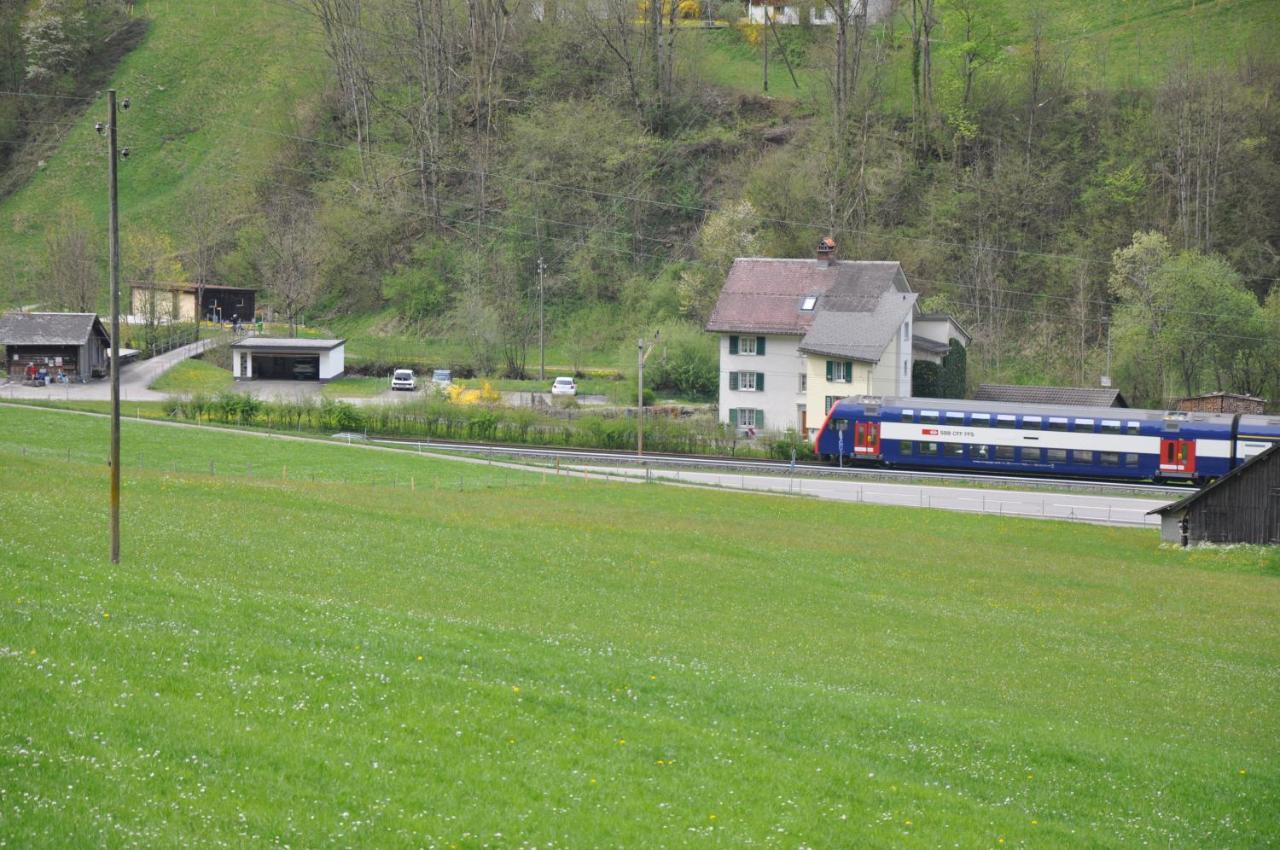 Ferienwohnungen Alter Raaben Rüti Exteriér fotografie